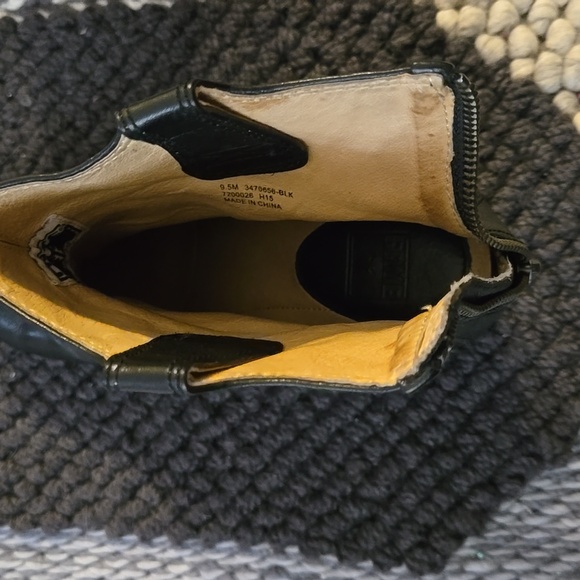 FRYE LEATHER CARSON WEDGE BOOTIE. SIZE 9.5 - Picture 3 of 7